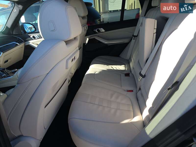 Внедорожник / Кроссовер BMW X5 2019 в Львове