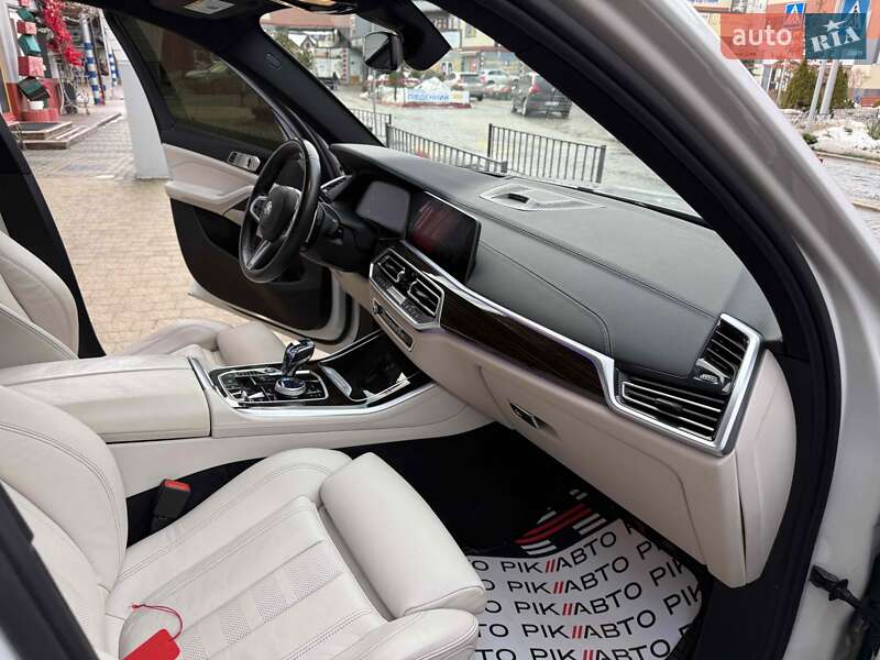 Внедорожник / Кроссовер BMW X5 2020 в Львове