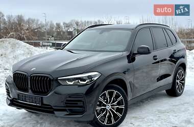 Внедорожник / Кроссовер BMW X5 2022 в Киеве