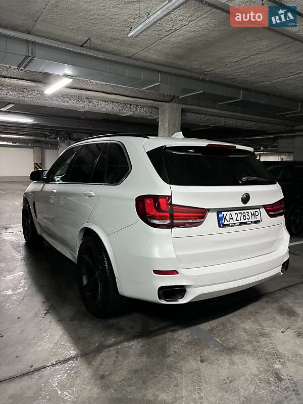 Внедорожник / Кроссовер BMW X5 2015 в Киеве