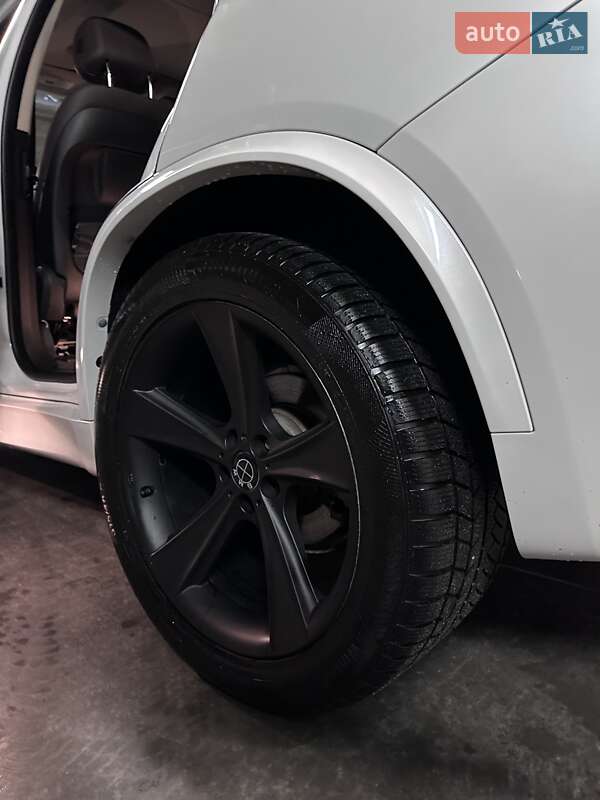 Внедорожник / Кроссовер BMW X5 2015 в Киеве