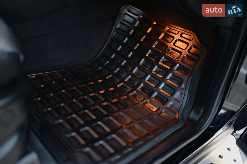 Внедорожник / Кроссовер BMW X5 2005 в Дубно