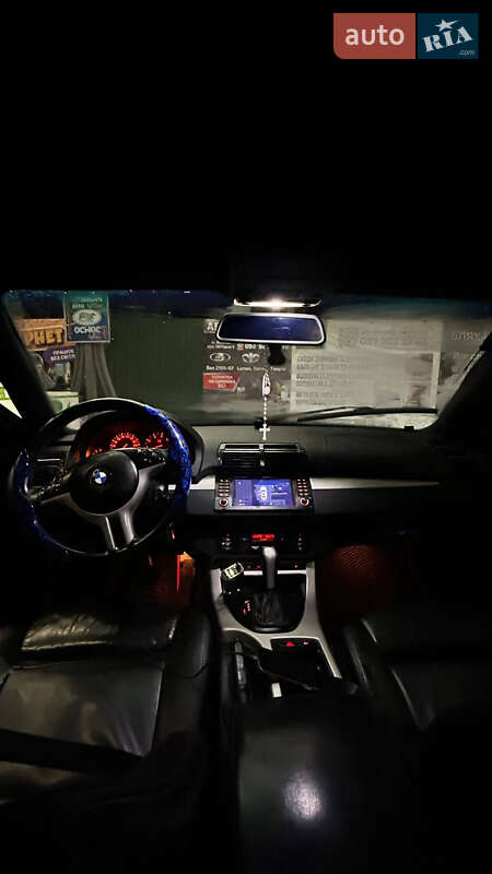 Внедорожник / Кроссовер BMW X5 2000 в Золочеве