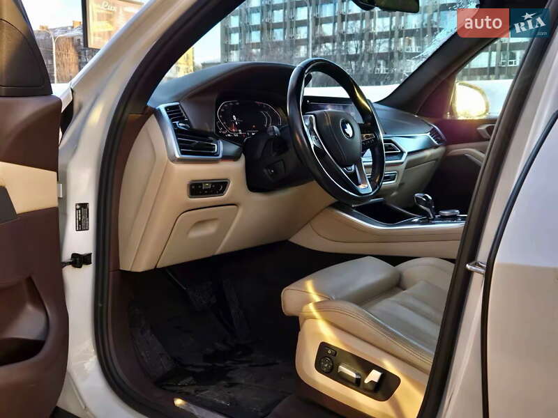 Позашляховик / Кросовер BMW X5 2019 в Києві фото 17 Позашляховик / Кросовер BMW X5 2019 в Києві