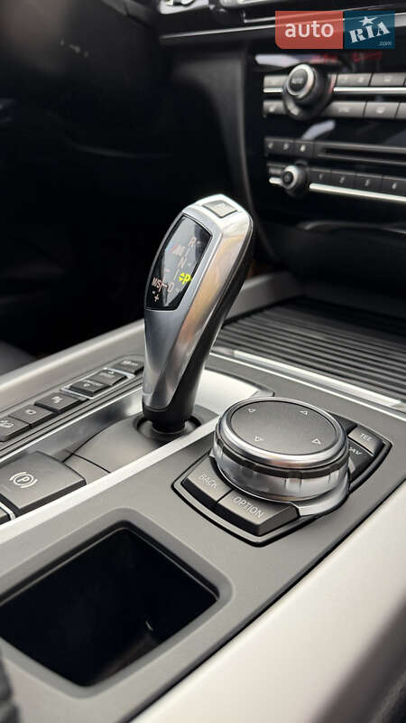 Внедорожник / Кроссовер BMW X5 2015 в Киеве