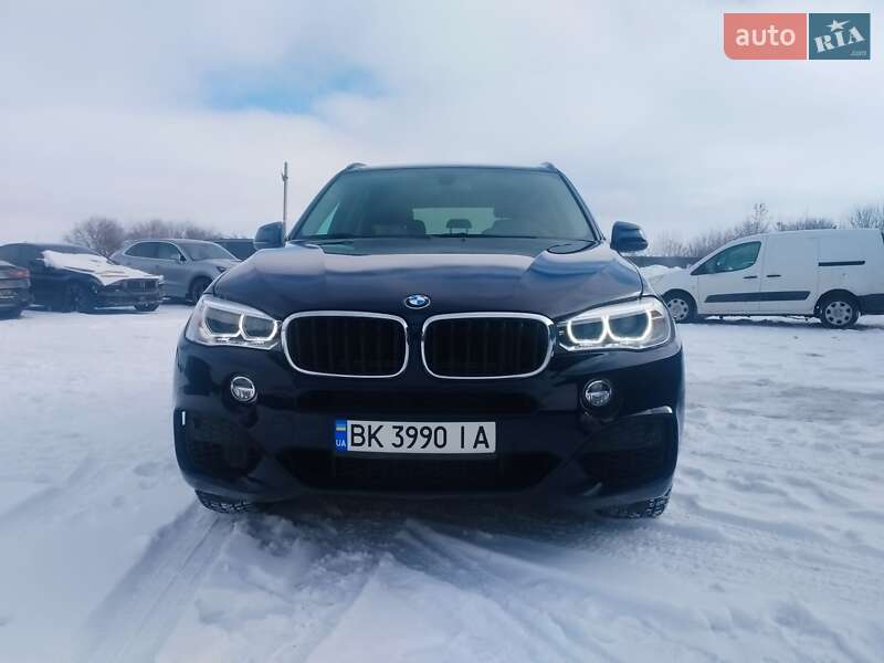 Внедорожник / Кроссовер BMW X5 2016 в Ровно