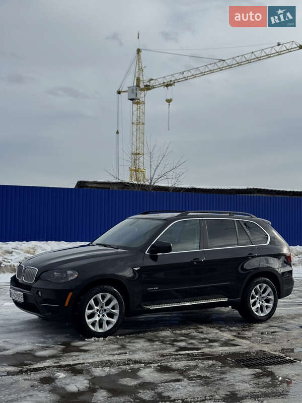 Внедорожник / Кроссовер BMW X5 2013 в Калуше