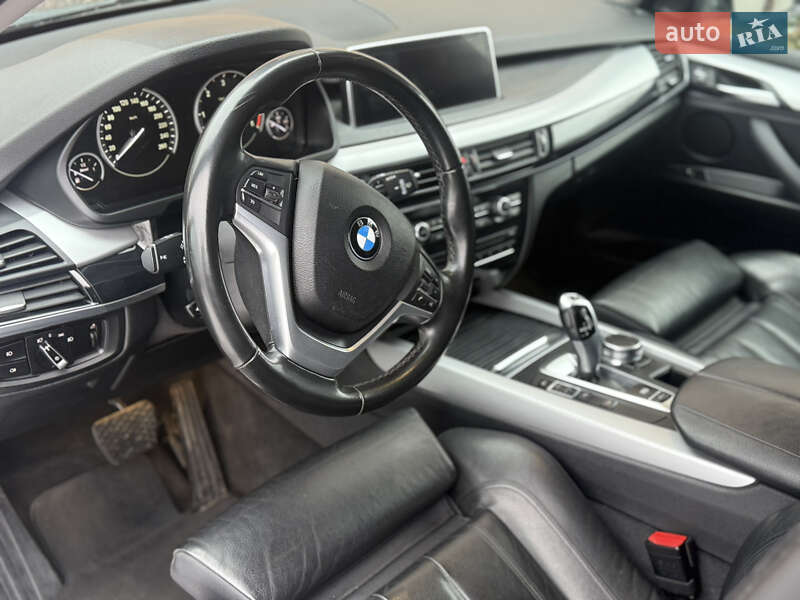 Внедорожник / Кроссовер BMW X5 2016 в Бродах