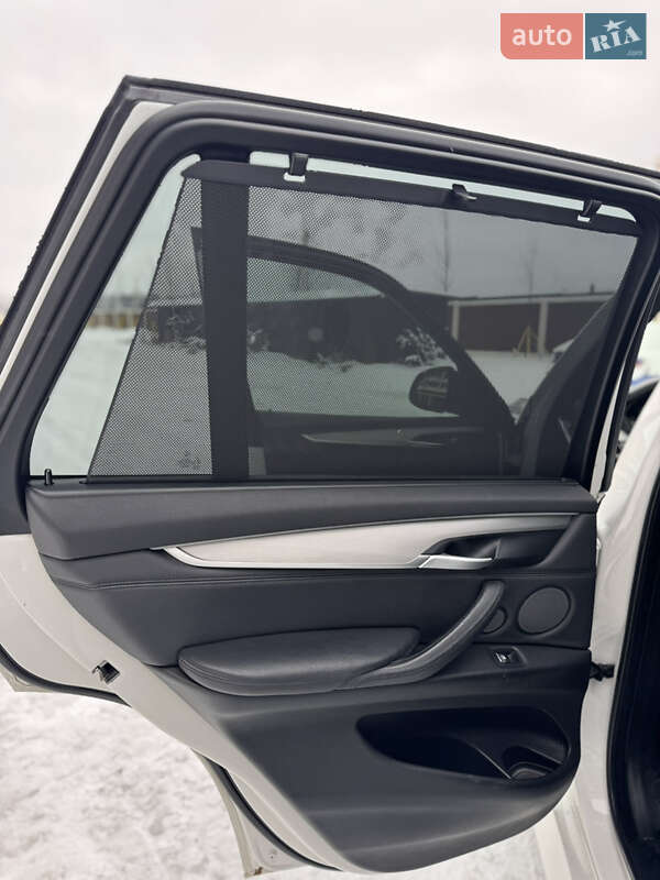 Позашляховик / Кросовер BMW X5 2015 в Києві