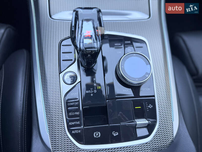 Внедорожник / Кроссовер BMW X5 2020 в Ровно