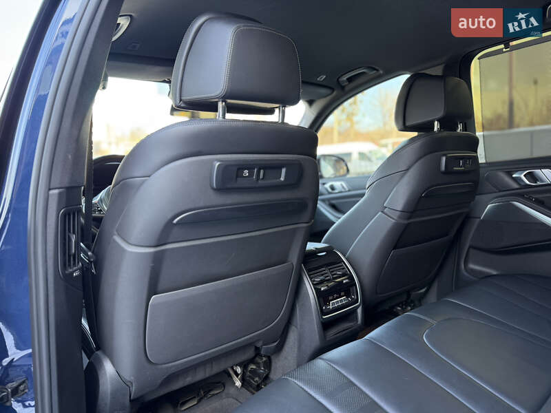 Внедорожник / Кроссовер BMW X5 2020 в Ровно