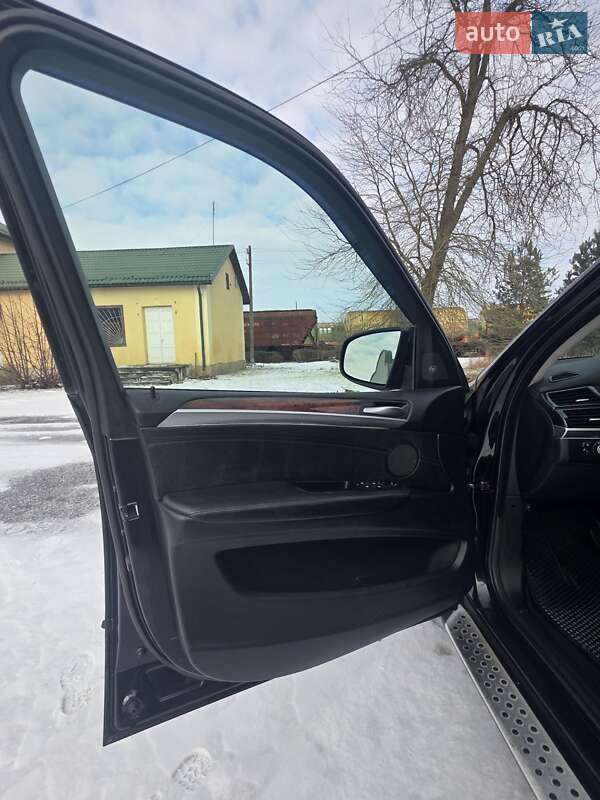 Внедорожник / Кроссовер BMW X5 2007 в Кицмани