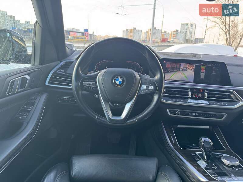 Внедорожник / Кроссовер BMW X5 2019 в Киеве