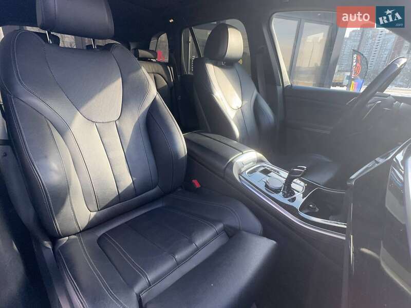 Внедорожник / Кроссовер BMW X5 2019 в Киеве