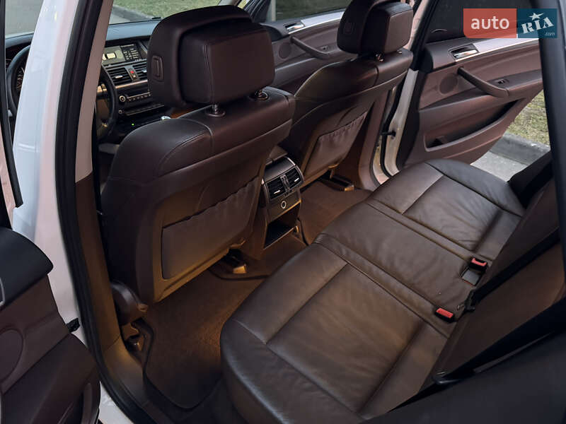 Позашляховик / Кросовер BMW X5 2009 в Виноградові