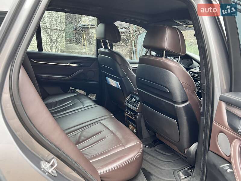 Внедорожник / Кроссовер BMW X5 2015 в Вознесенске