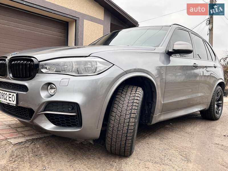 Внедорожник / Кроссовер BMW X5 2015 в Вознесенске