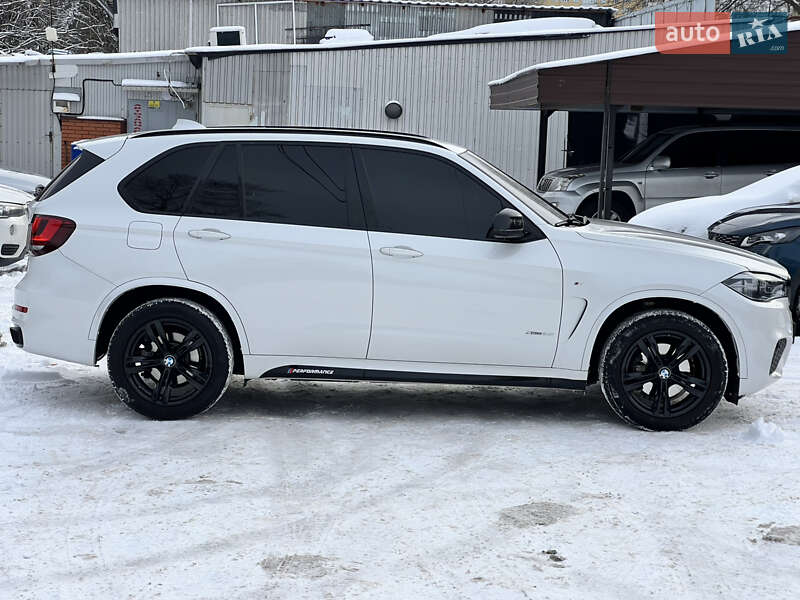 Внедорожник / Кроссовер BMW X5 2016 в Киеве