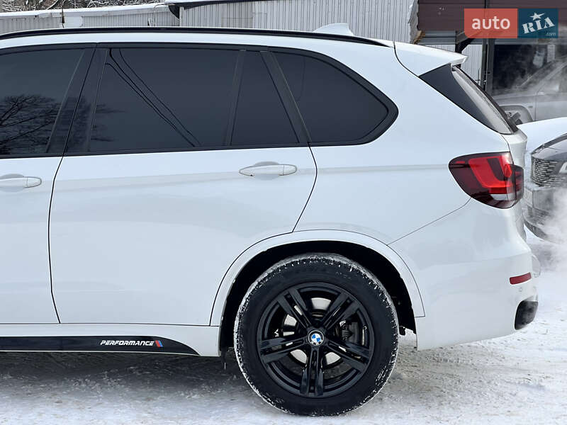 Внедорожник / Кроссовер BMW X5 2016 в Киеве