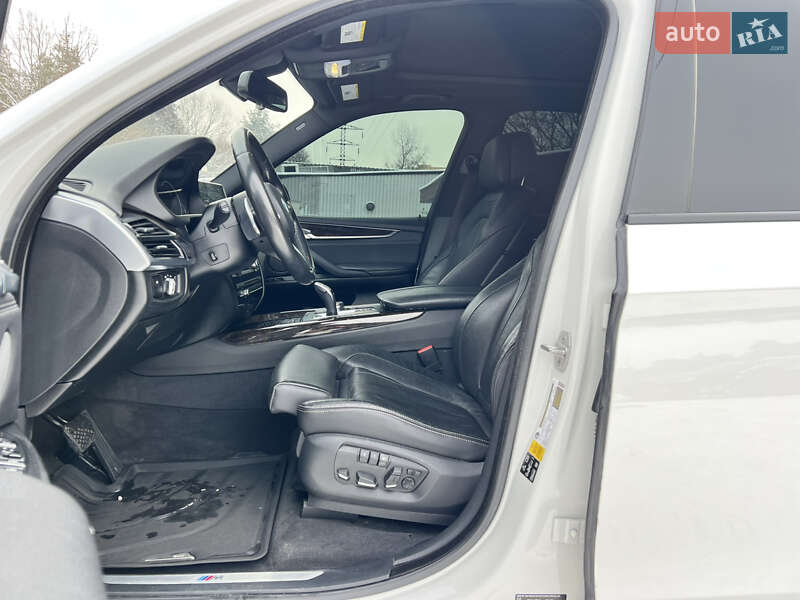 Внедорожник / Кроссовер BMW X5 2016 в Киеве