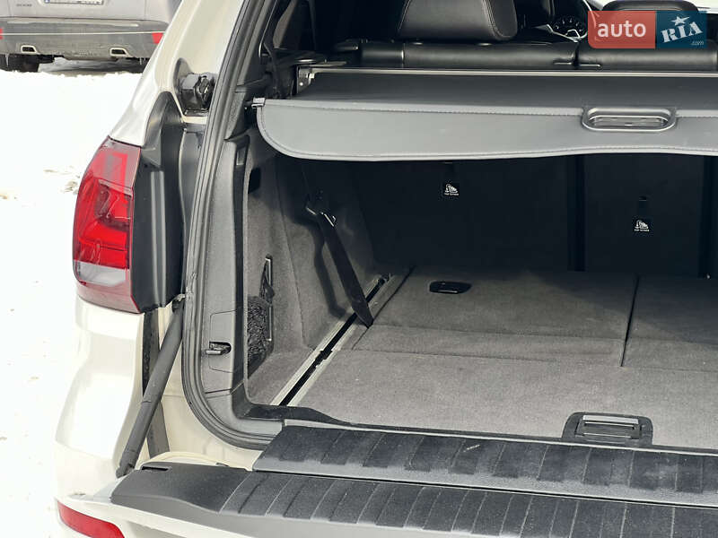 Внедорожник / Кроссовер BMW X5 2016 в Киеве