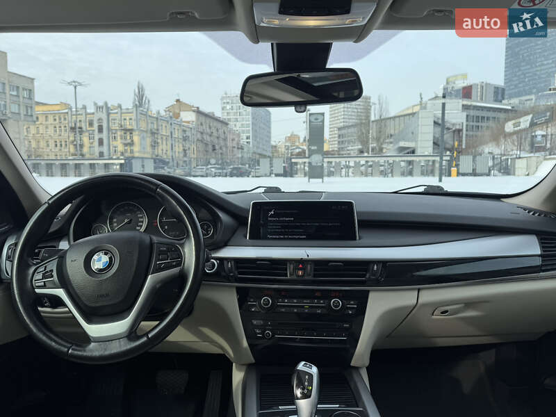 Внедорожник / Кроссовер BMW X5 2016 в Киеве