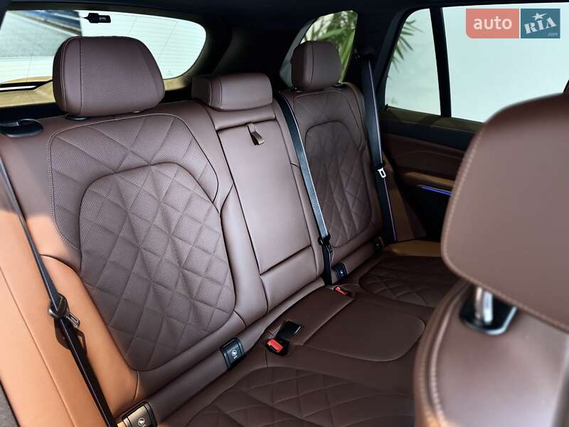 Внедорожник / Кроссовер BMW X5 2025 в Виннице