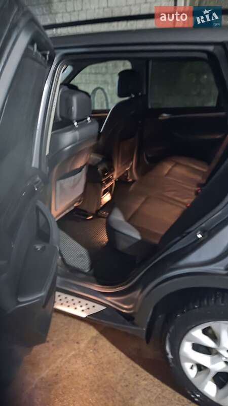 Позашляховик / Кросовер BMW X5 2012 в Рівному