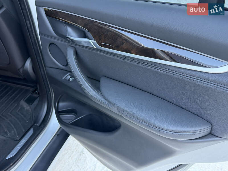 Позашляховик / Кросовер BMW X5 2015 в Ковелі фото 49 Позашляховик / Кросовер BMW X5 2015 в Ковелі