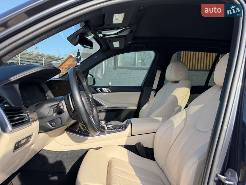 Внедорожник / Кроссовер BMW X5 2019 в Луцке