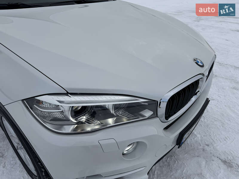 Позашляховик / Кросовер BMW X5 2017 в Києві