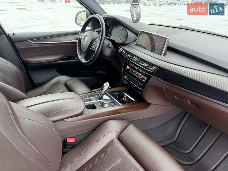 Позашляховик / Кросовер BMW X5 2017 в Києві