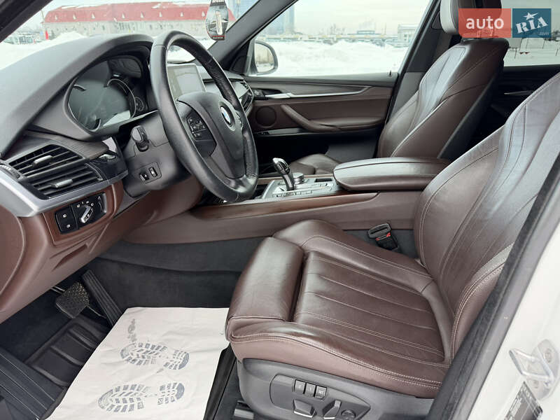 Позашляховик / Кросовер BMW X5 2017 в Києві