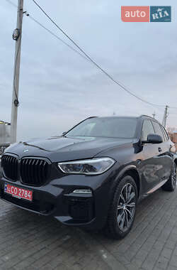 Внедорожник / Кроссовер BMW X5 2019 в Черновцах