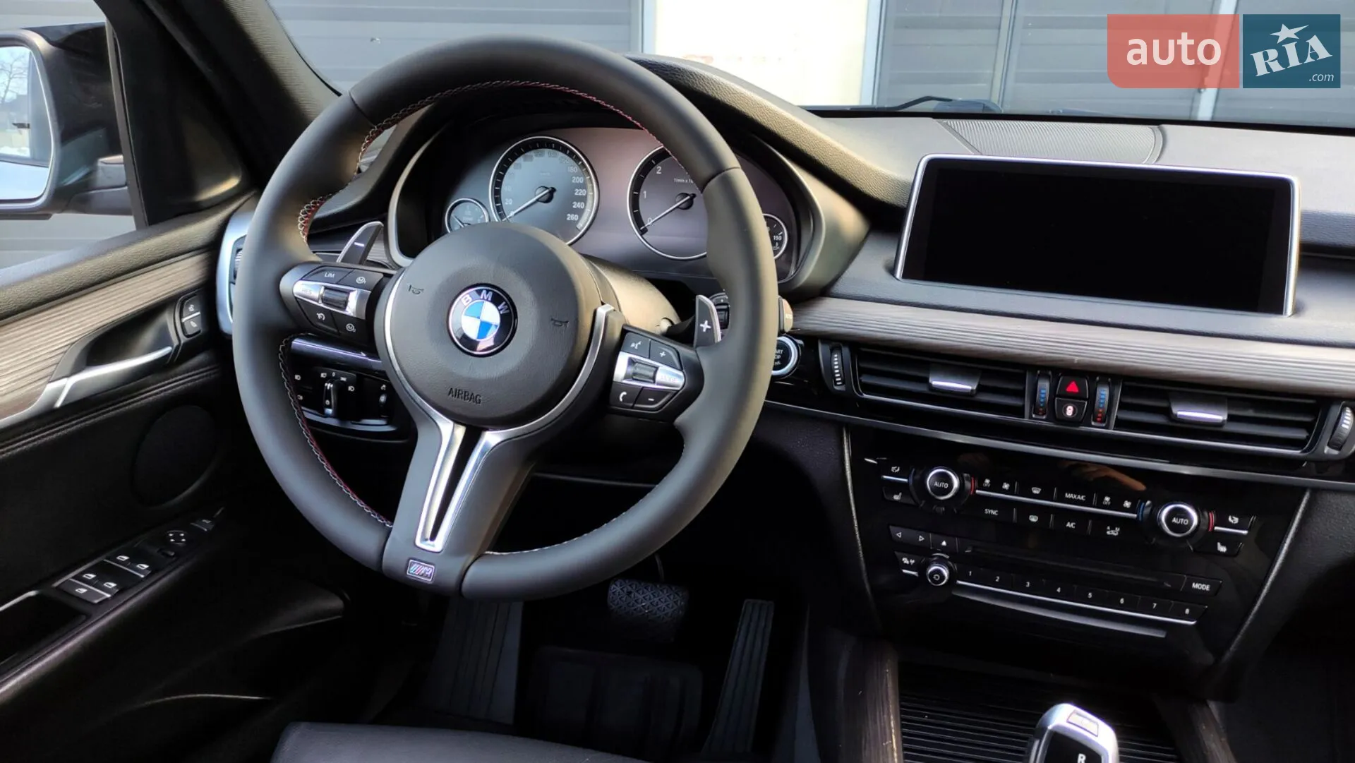 2015 BMW X5 - мініатюра 33