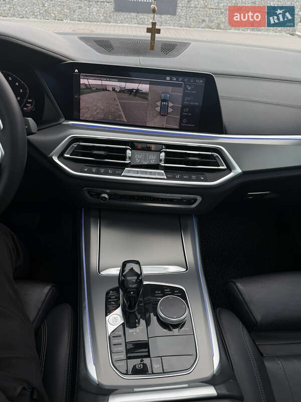 Внедорожник / Кроссовер BMW X5 2019 в Киеве