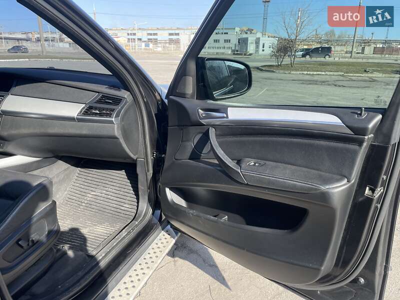 Позашляховик / Кросовер BMW X5 2008 в Запоріжжі