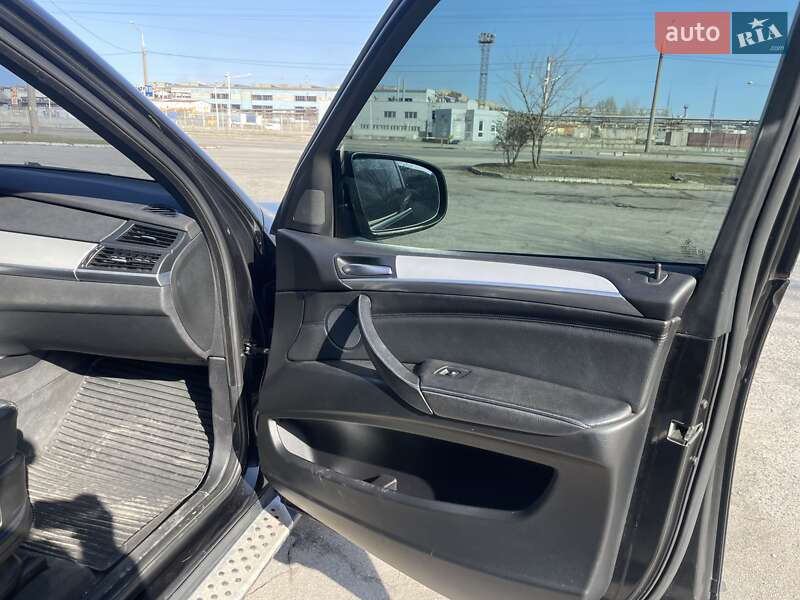 Позашляховик / Кросовер BMW X5 2008 в Запоріжжі