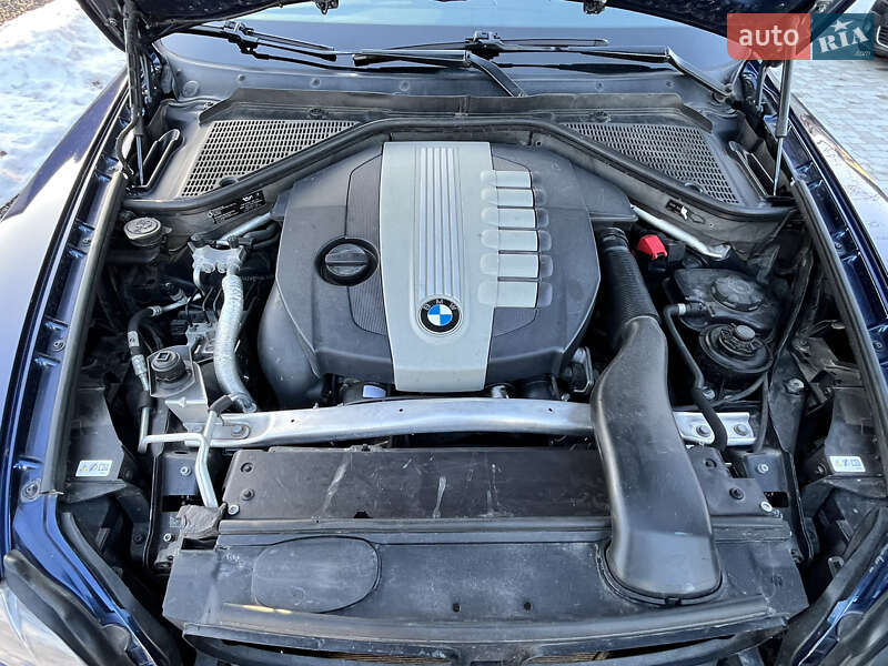 Позашляховик / Кросовер BMW X5 2010 в Нововолинську