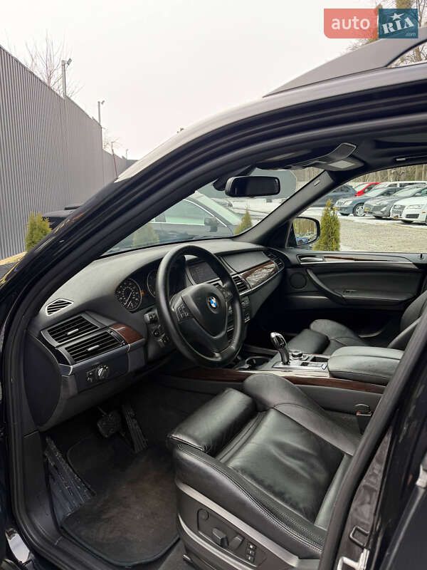 Позашляховик / Кросовер BMW X5 2012 в Вінниці