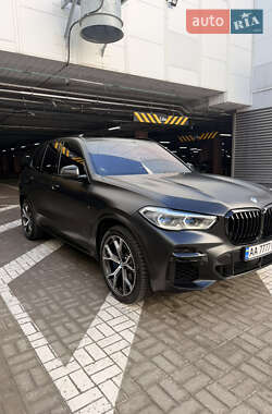 Внедорожник / Кроссовер BMW X5 2021 в Киеве