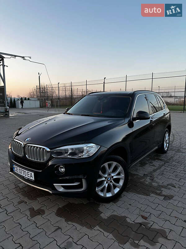 Позашляховик / Кросовер BMW X5 2016 в Чернівцях