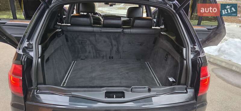 Внедорожник / Кроссовер BMW X5 2007 в Смеле