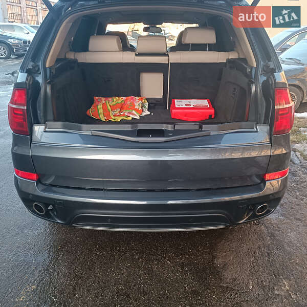 Внедорожник / Кроссовер BMW X5 2013 в Киеве