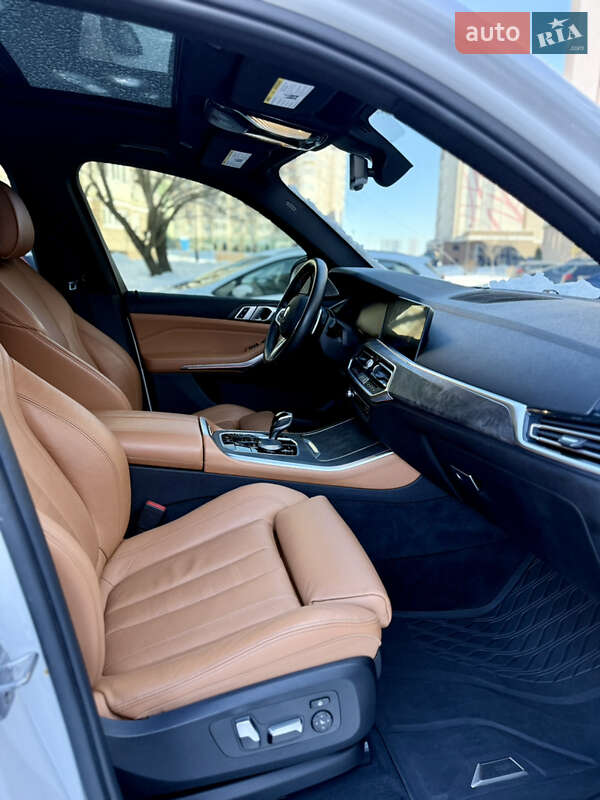 Позашляховик / Кросовер BMW X5 2018 в Києві фото 27 Позашляховик / Кросовер BMW X5 2018 в Києві