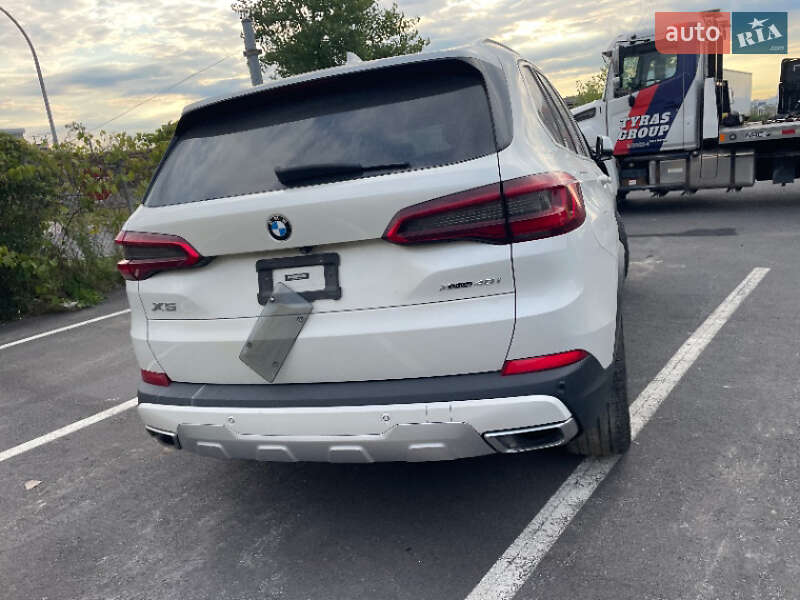 Позашляховик / Кросовер BMW X5 2018 в Києві фото 38 Позашляховик / Кросовер BMW X5 2018 в Києві