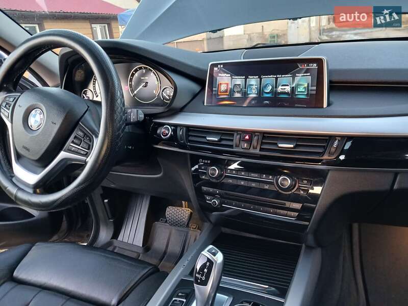 Внедорожник / Кроссовер BMW X5 2016 в Врадиевке