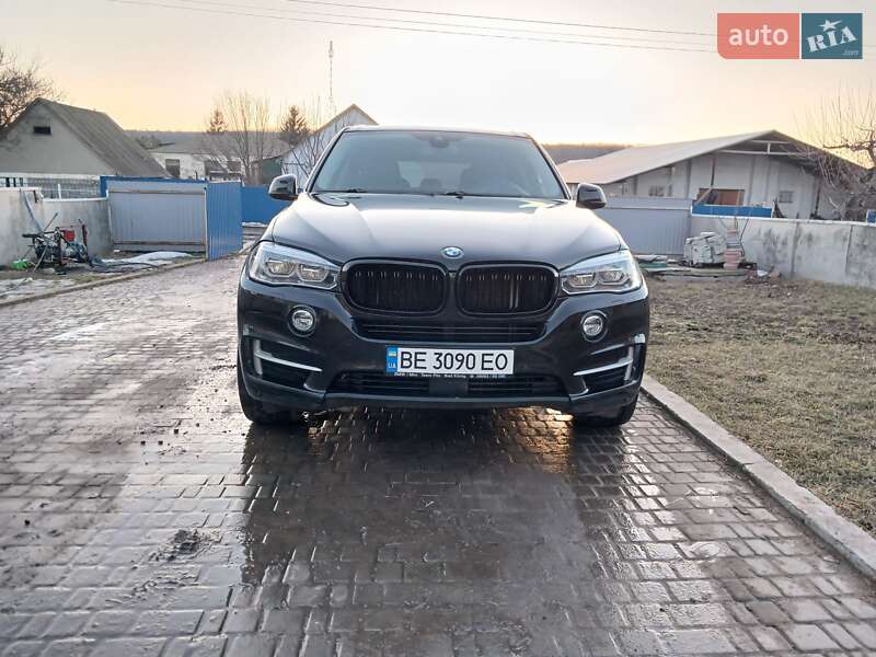 Внедорожник / Кроссовер BMW X5 2016 в Врадиевке