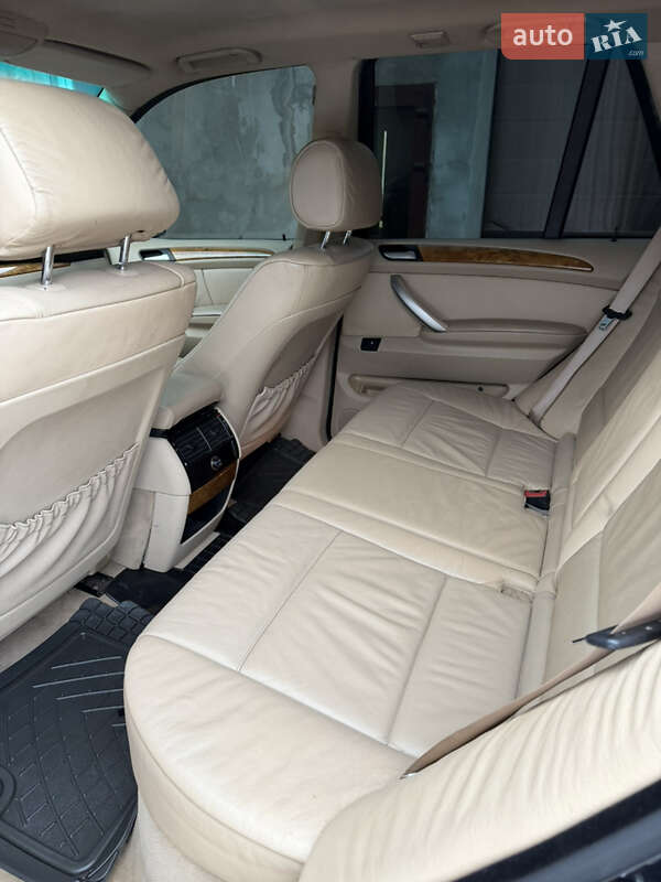 Внедорожник / Кроссовер BMW X5 2002 в Куликове