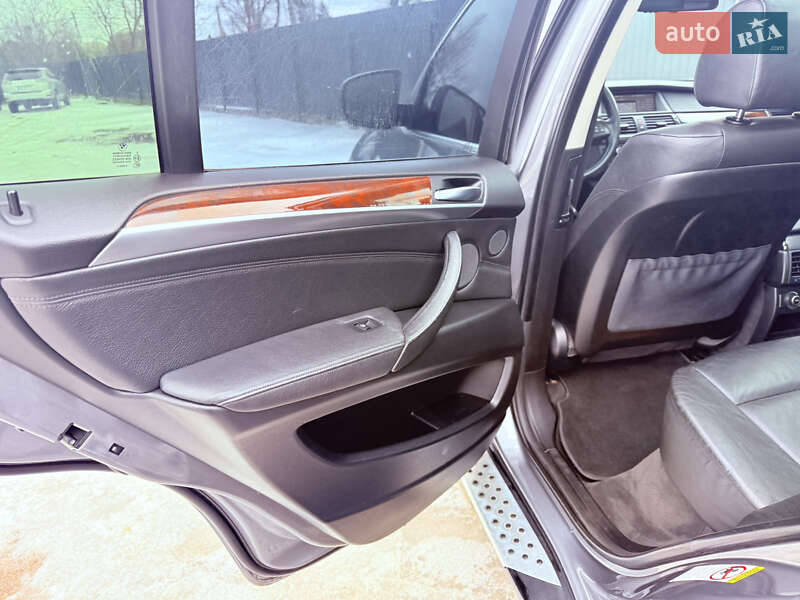 Внедорожник / Кроссовер BMW X5 2007 в Харькове